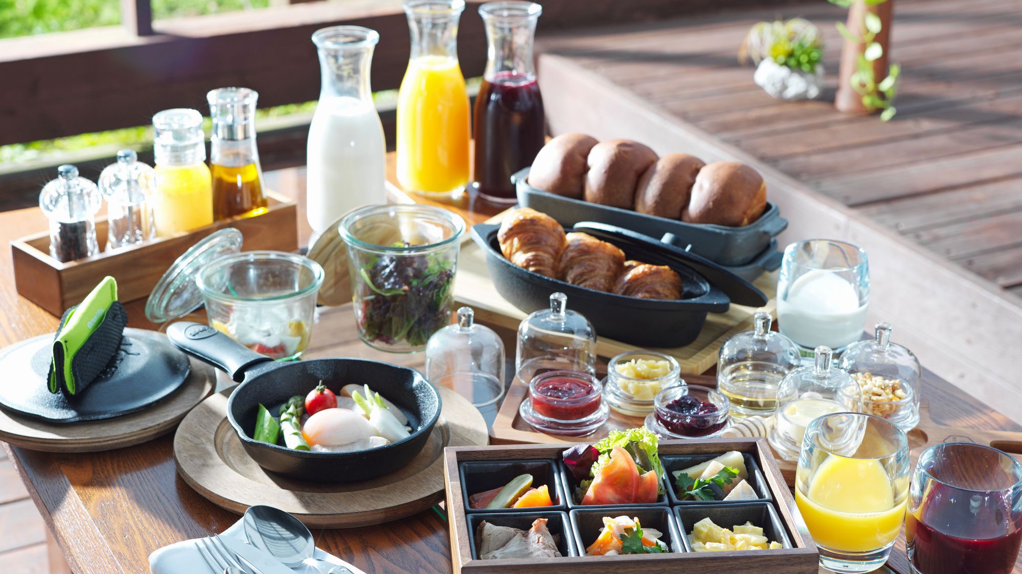 Breakfast BOX／爽やかな空気の中で朝食を（イメージ）