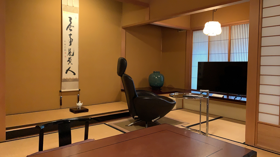 数寄屋造り客室【風月の間】床の間・書院