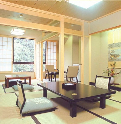 客室例
