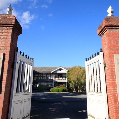 *【周辺観光教育資料館】昭和48年まで使われていた校舎を「教育資料館」として公間しています