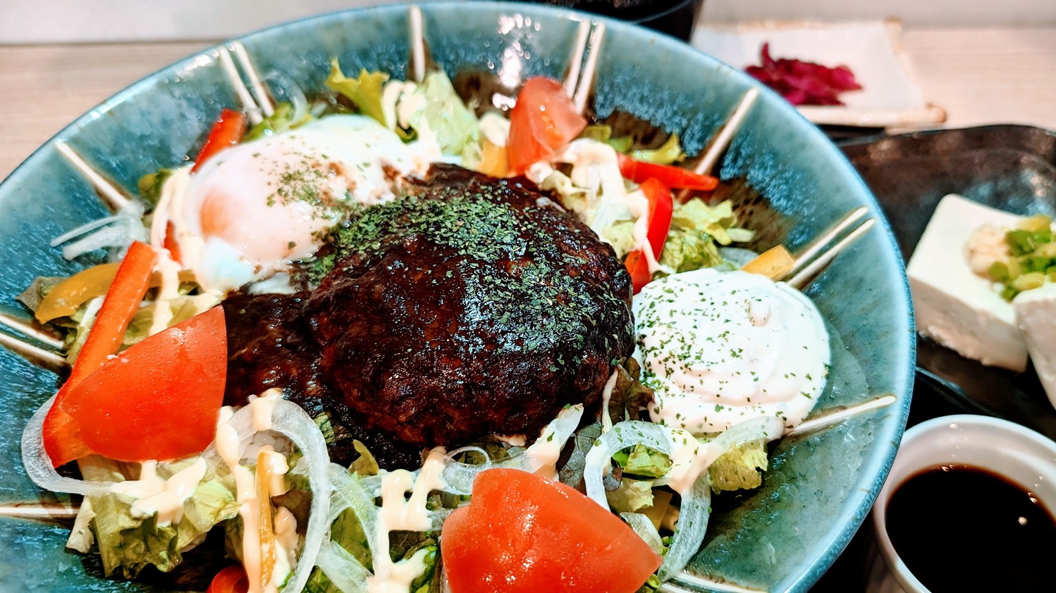 ロコモコ丼定食