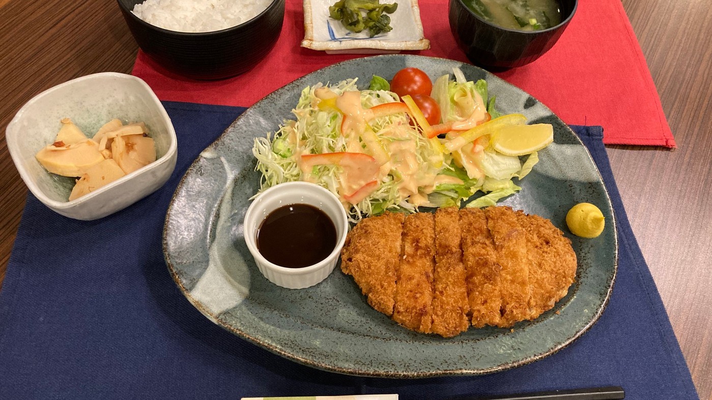 とんかつ定食