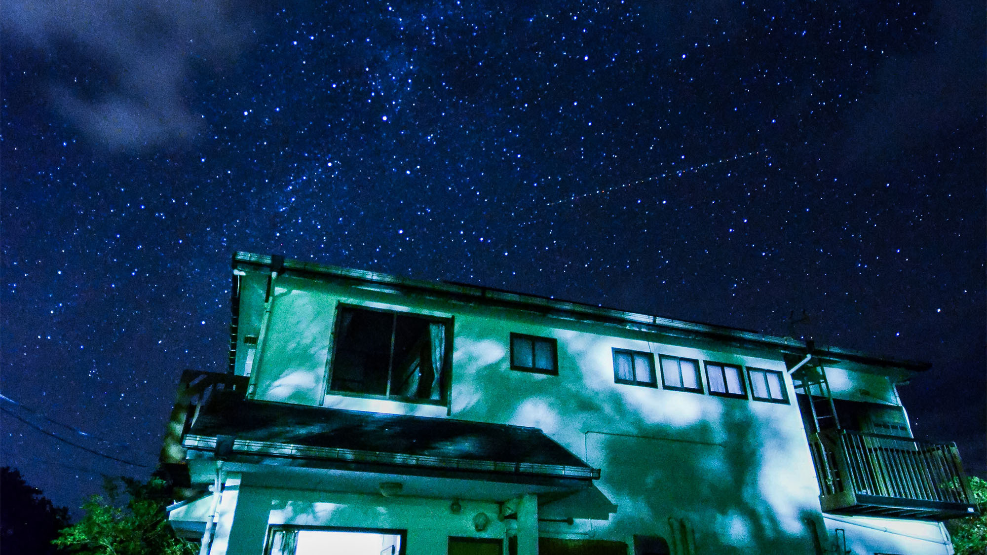 ・三宅島の満天の星空。すてきな思い出を作ってくださいね！