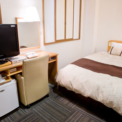 デラックスシングルルーム（10平米）
