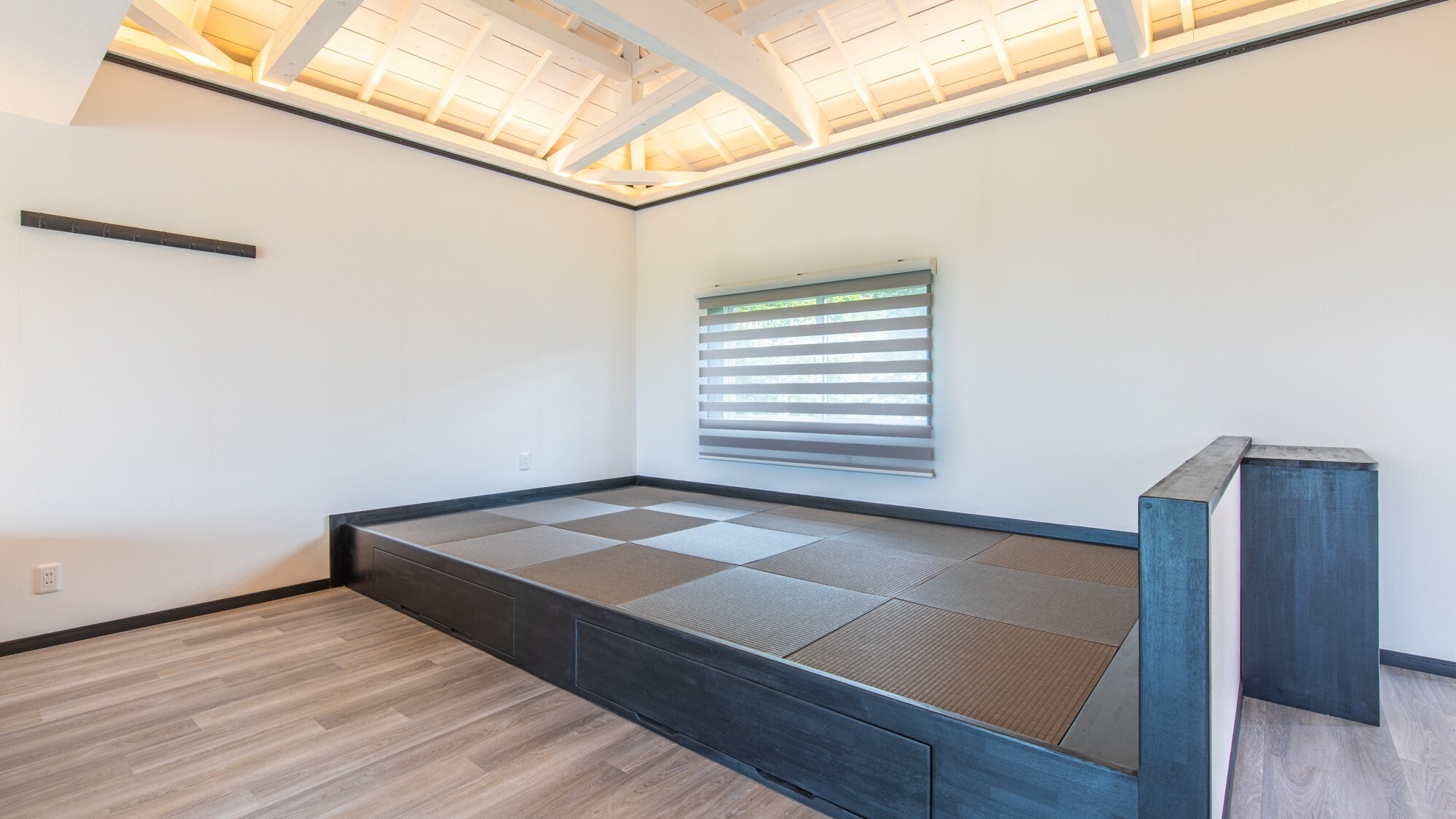 【ファミリーデッキコテージ】