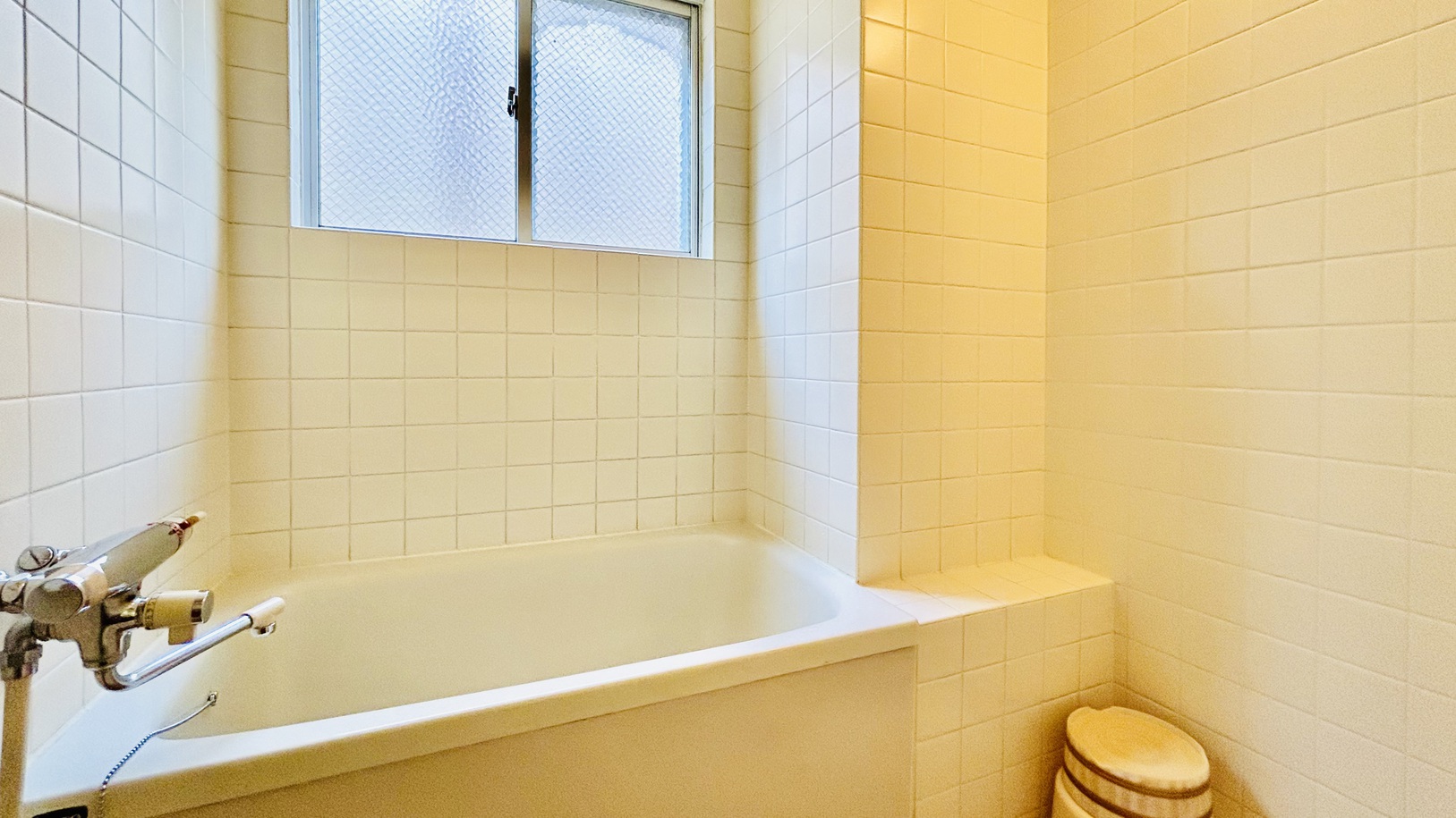 【喫煙】和室12畳（海側）