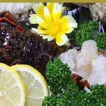 魚喰うならかまや新鮮な南伊豆産の伊勢海老