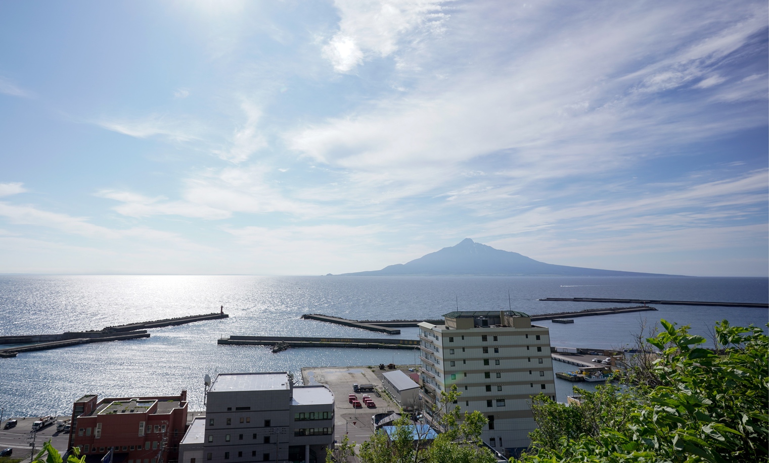 歩いて1分で利尻山が見える展望スポット