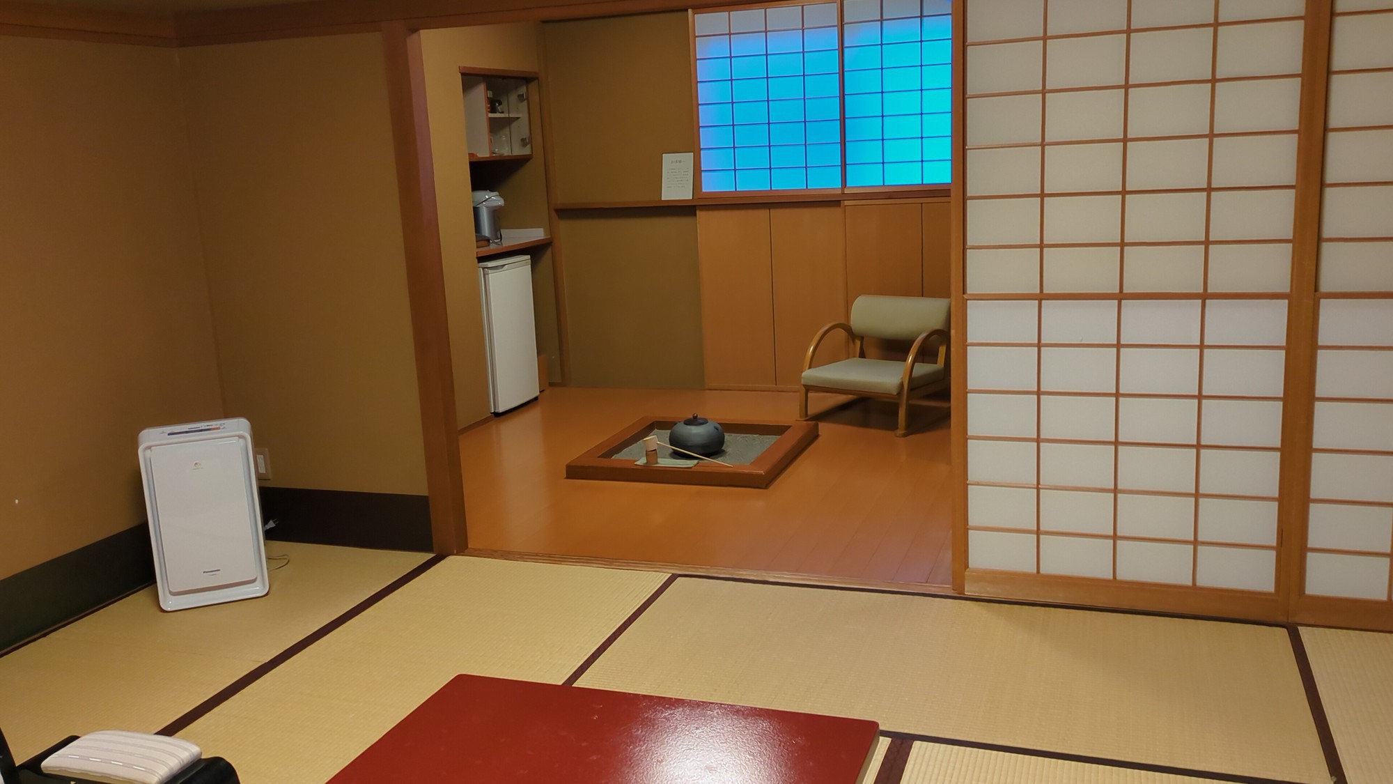 純和室12.5畳囲炉裏間＋ツインベッド
