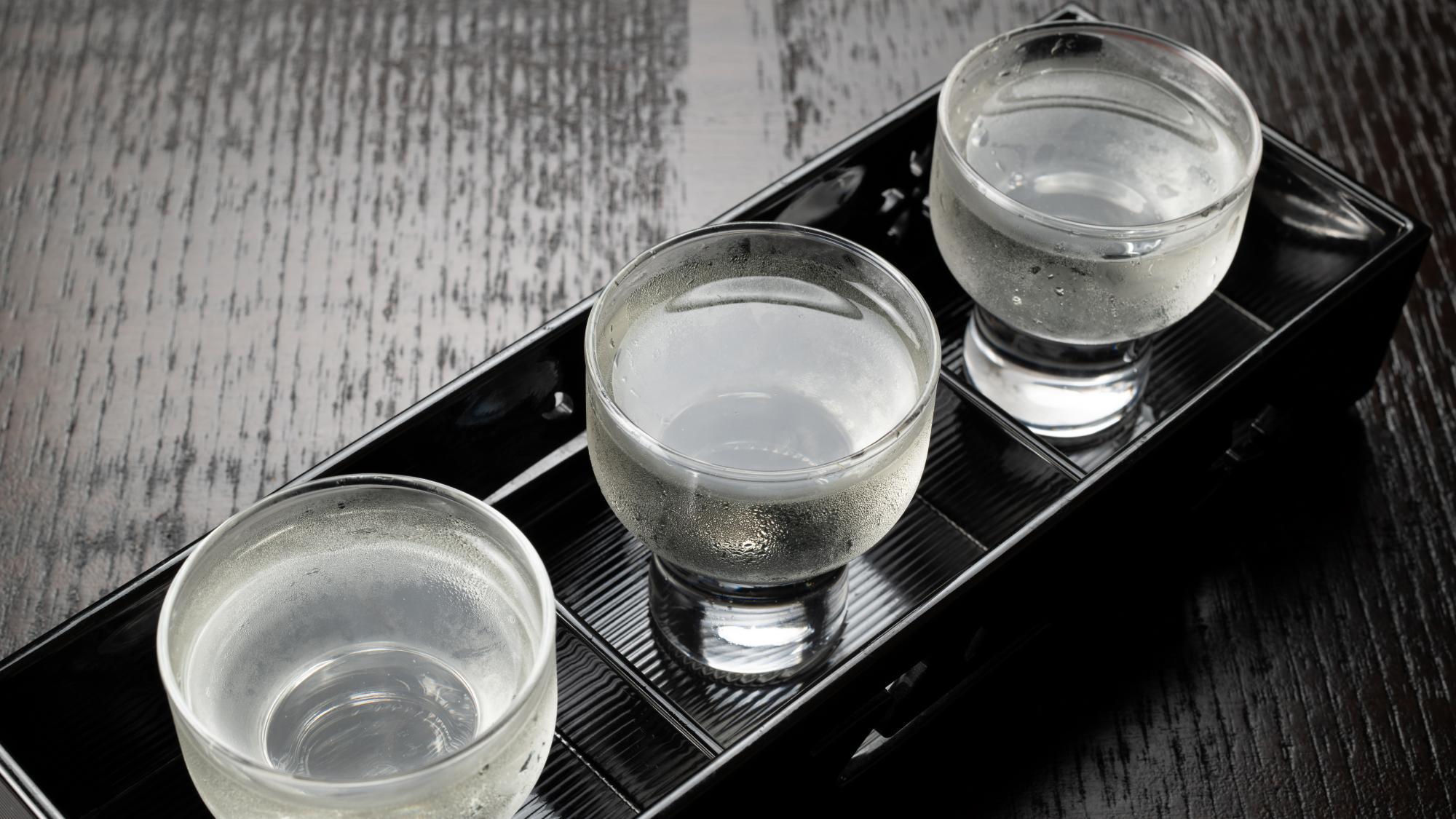 日本酒飲み比べ