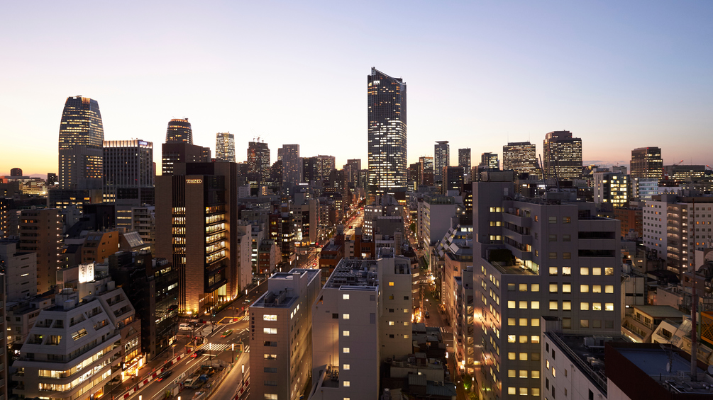 エレベーターホールからの夕景虎ノ門方面