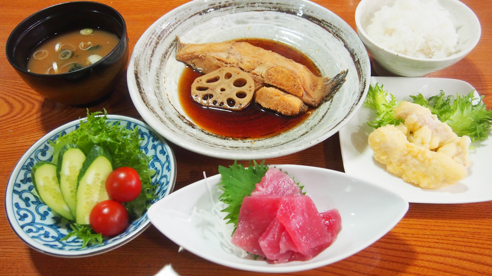 夕食（子持ちカレイの煮付け）