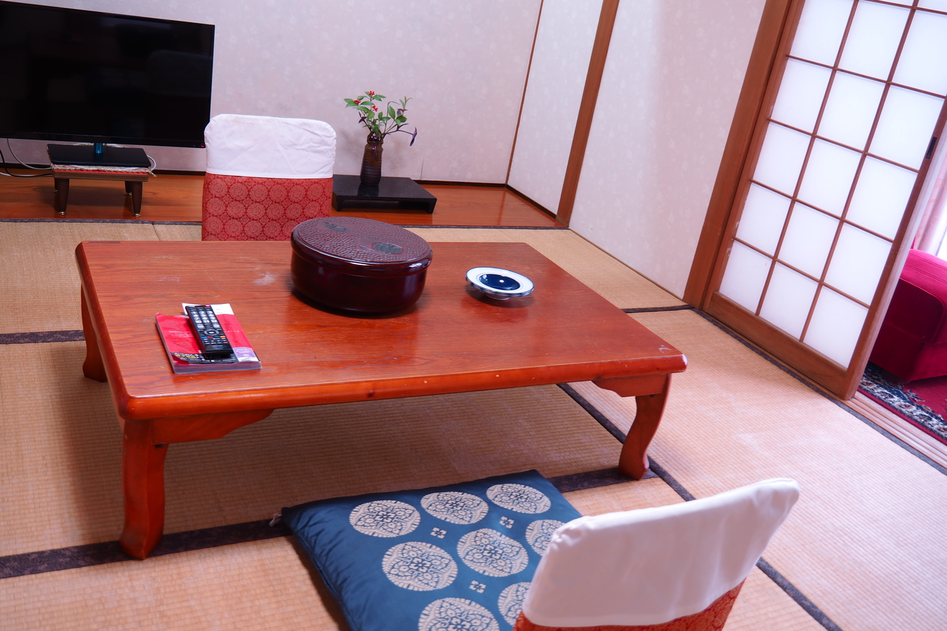 Hayashi Annex Hayashi Annex is perfectly located for both business and leisure guests in Tokushima. Offering a variety of facilities and services, the property provides all you need for a good nights sleep. Free W