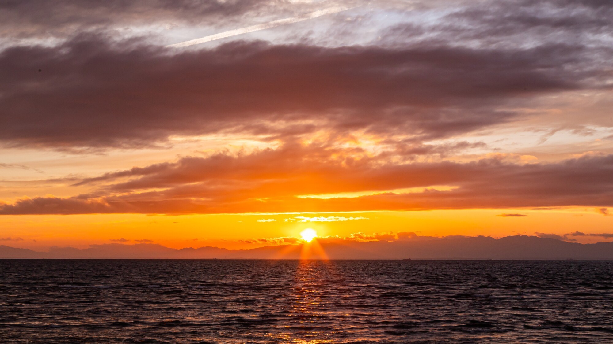 ホテルからの眺望夕日