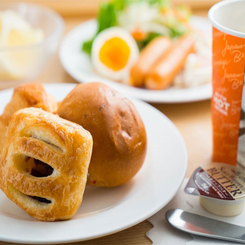 パン盛り付け例