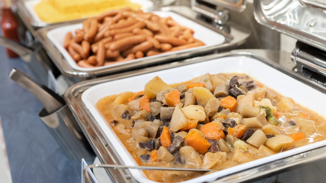 温かいお料理を提供いたします