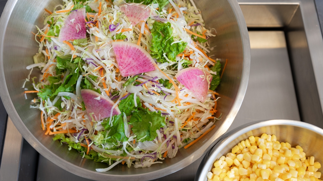 ビタミンＣやミネラルが豊富な栄養たっぷりサラダです