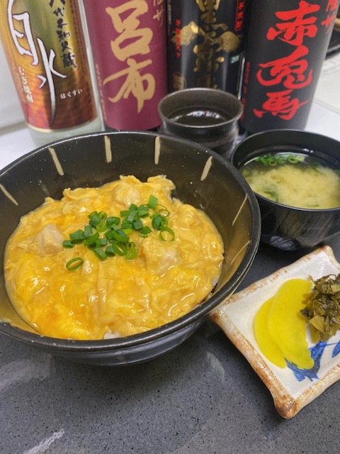 ４月新メニューふんわり卵の親子丼