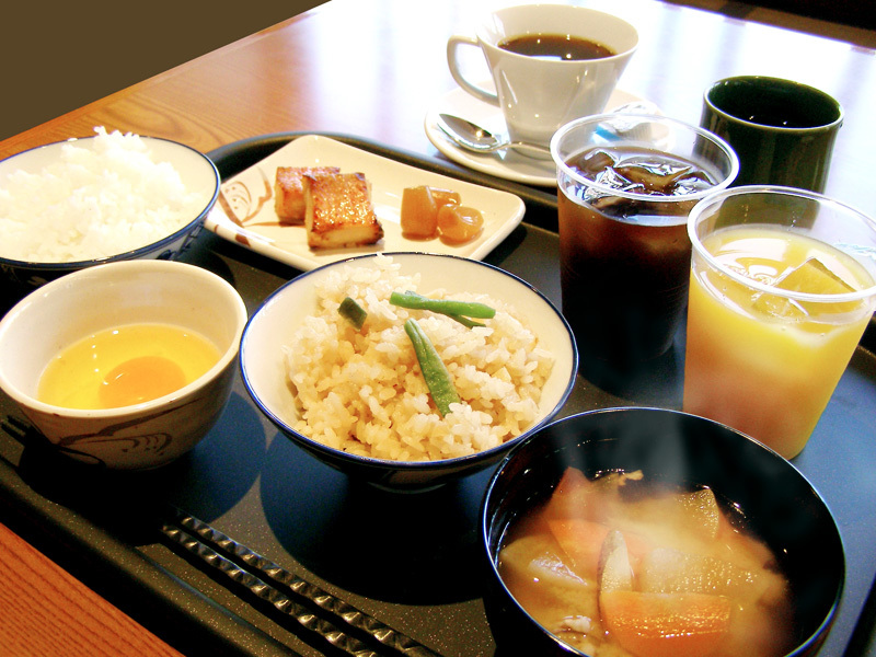 朝食バイキング