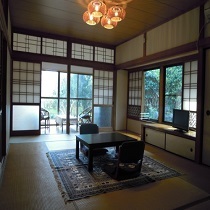 Guest House SOKODOSO Located in Hachijojima Island, Guest House SOKODOSO is a perfect starting point from which to explore Izu Islands. The property offers guests a range of services and amenities designed to provide comf
