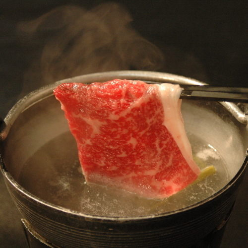 とろける上州牛のしゃぶしゃぶほのかにピンク色が残るぐらいで食べるのがおススメです！！