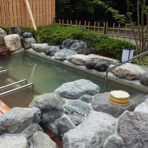 This photo about Totsugawa Onsen Seikyo no Yado Sansui shared on HyHotel.com