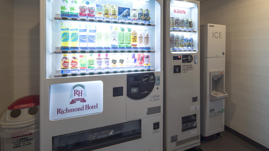 4・9F自動販売機・製氷機お飲み物や食品の保冷など、ご自由にご利用ください♪ 