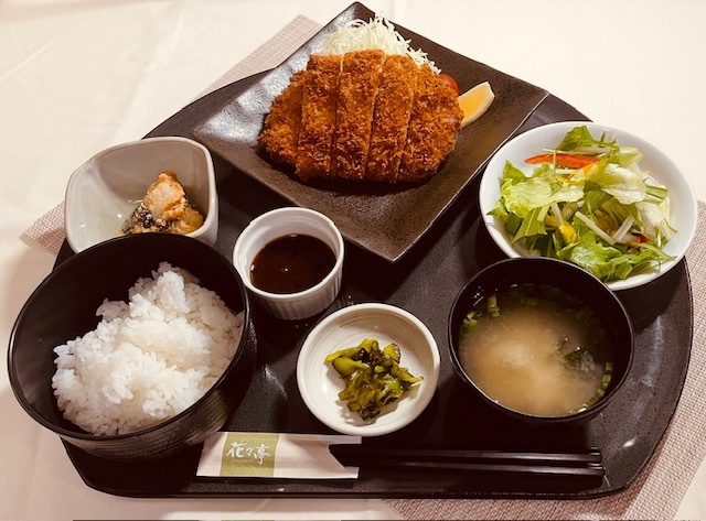 とんかつ定食