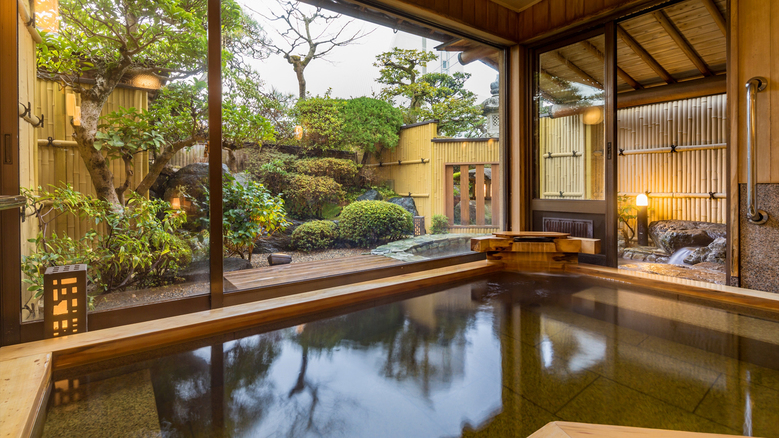 Miyazu Onsen Charoku Annex Stop at Miyazu Onsen Charoku Annex to discover the wonders of Kyoto. The property offers a high standard of service and amenities to suit the individual needs of all travelers. All the necessary facil