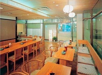 中華コーナー「桃園」