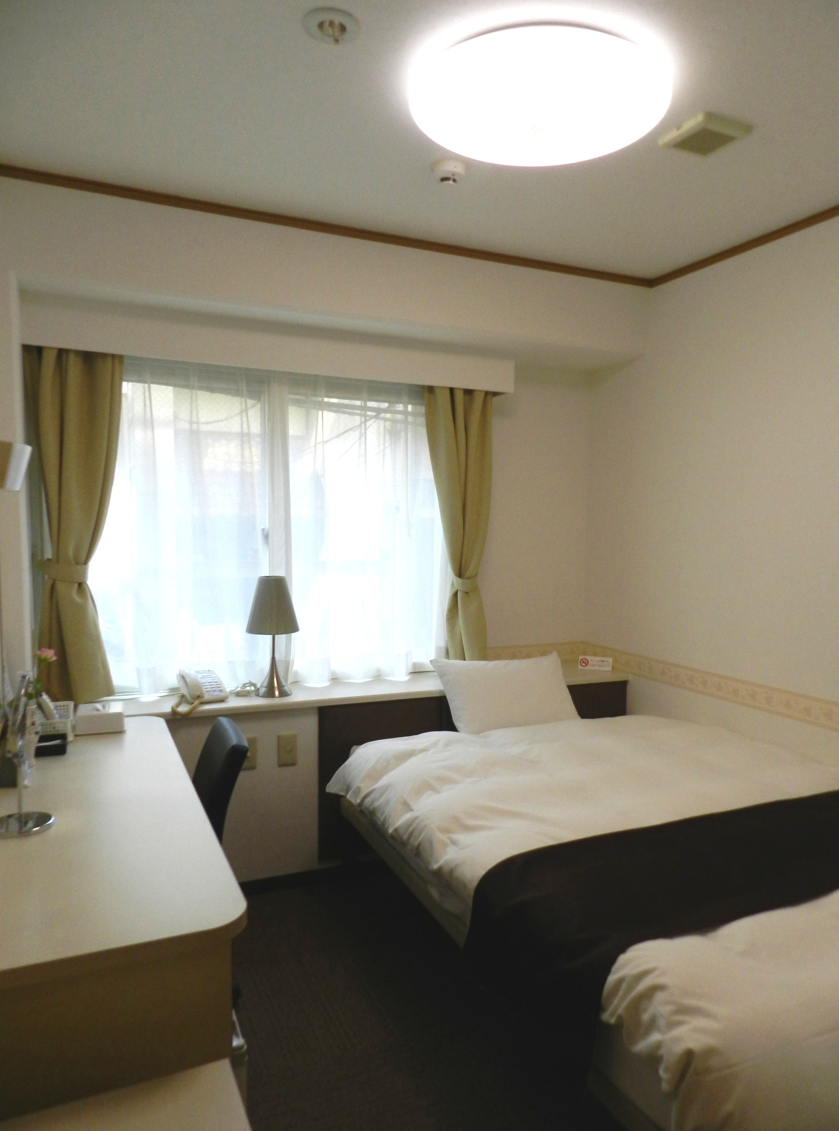 Hotel Sanbancho Ideally located in the Matsuyama area, Hotel Sanbancho promises a relaxing and wonderful visit. Both business travelers and tourists can enjoy the propertys facilities and services. Facilities like f