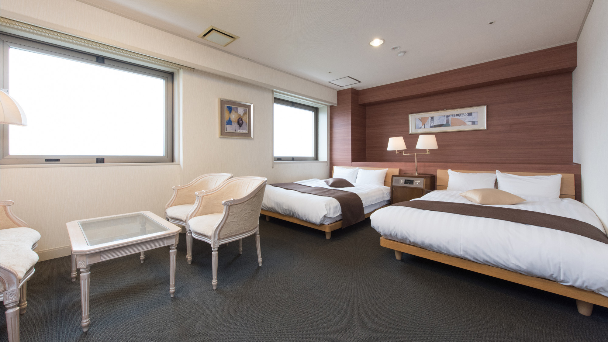 ＜かりんーkarin-＞大きな荷物を広げても大丈夫！広々としたお部屋です