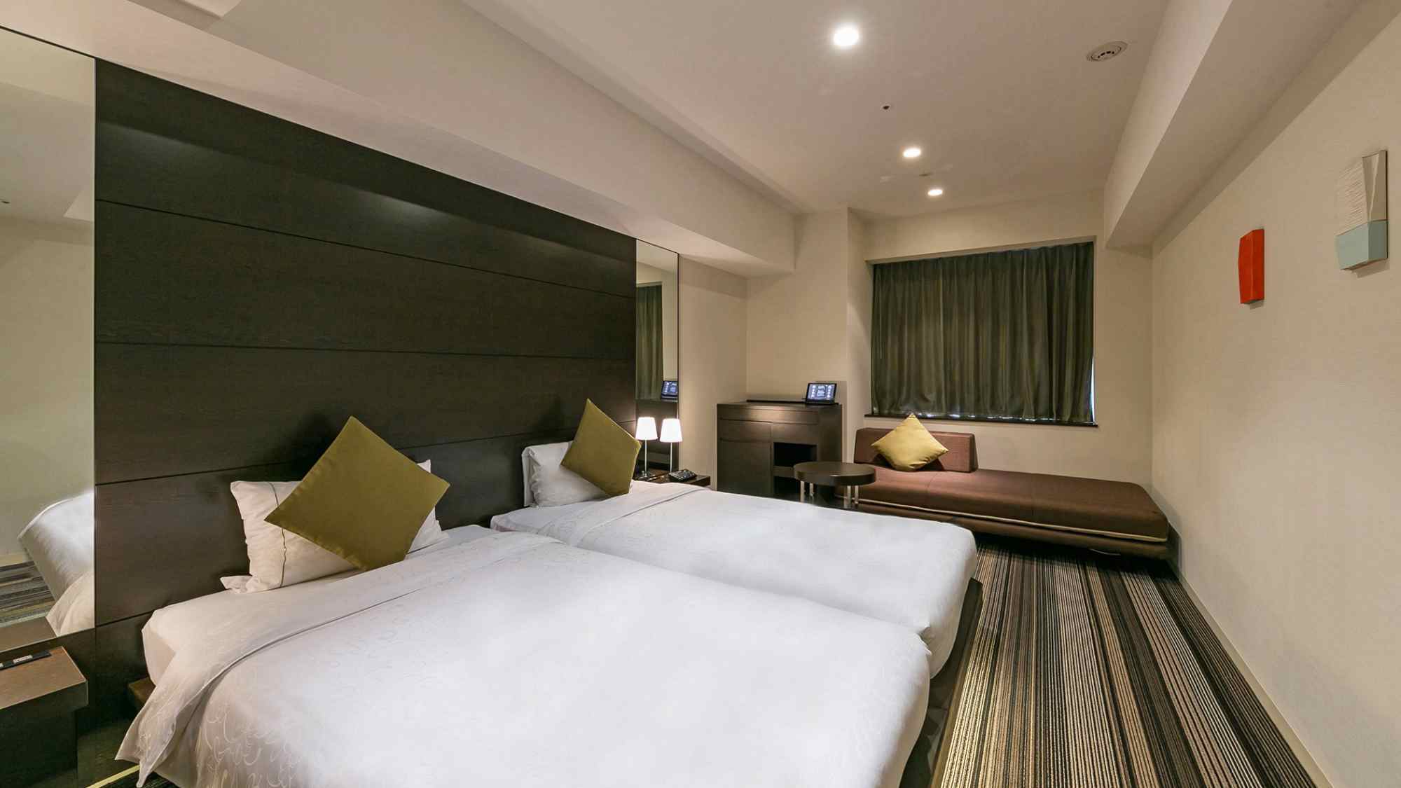 【客室】エグゼクティブデラックスコーナールーム ツイン（27㎡）