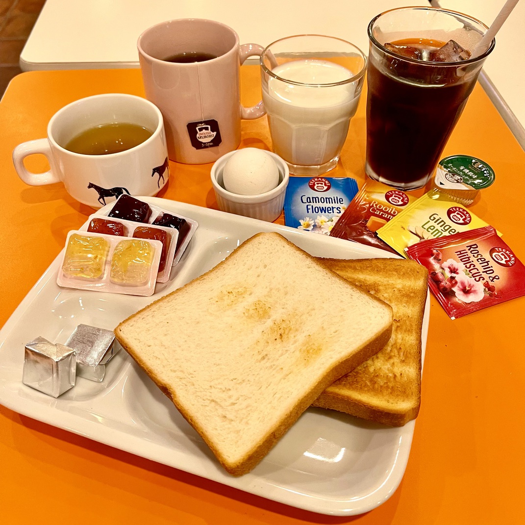 朝食 Breakfast