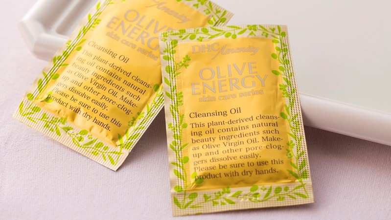 ＜クレンジングオイル＞