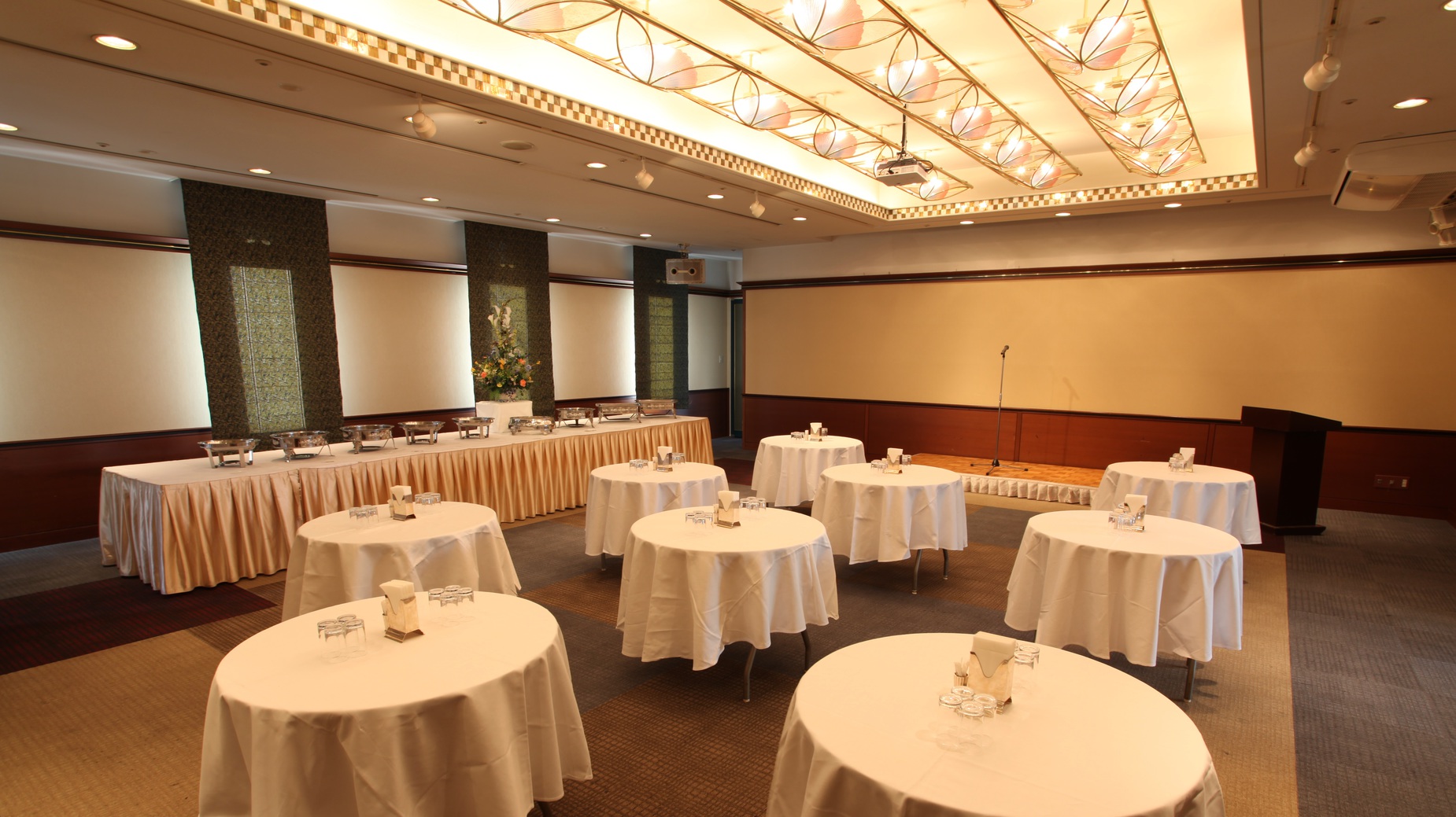 ＜宴会場＞「朝顔」会議や宴会でご利用頂けます