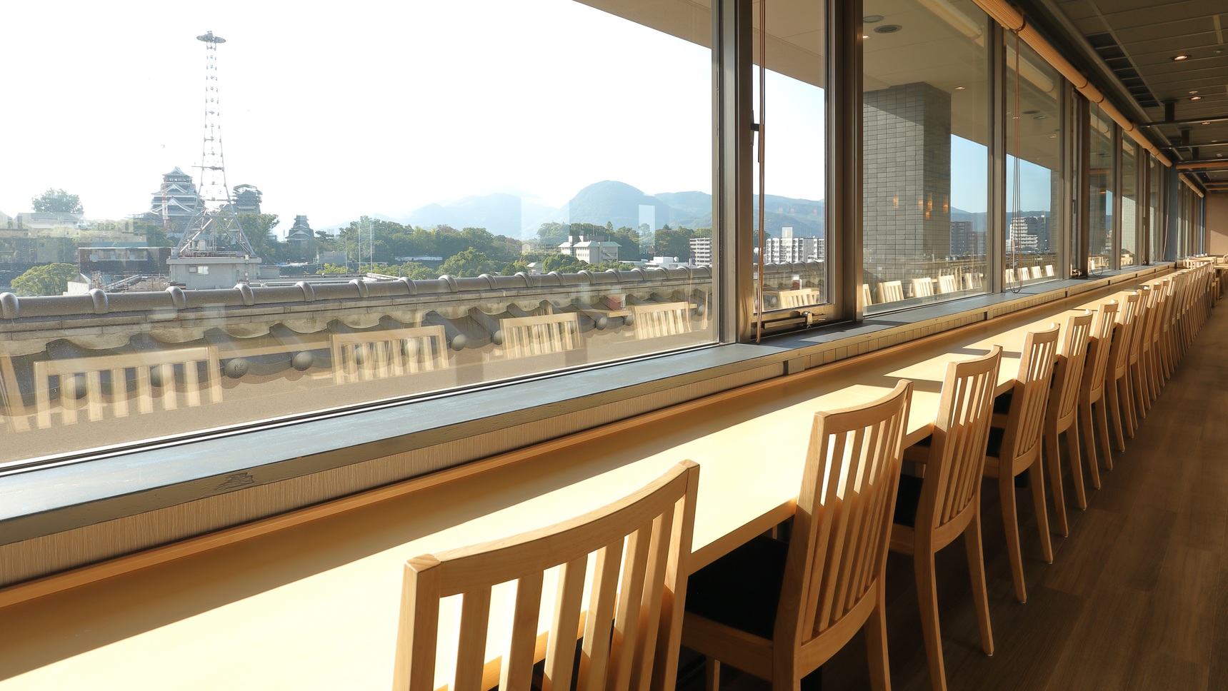 ＜六花−Rokka−＞お一人も2名様でものんびり朝食を楽しめるカウンター席