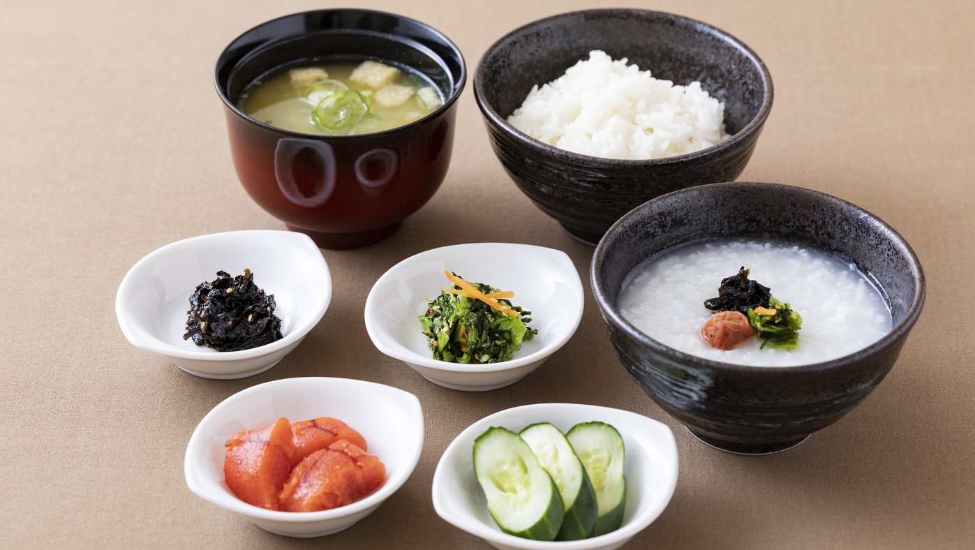 ＜朝食＞ご飯のお供地元産の食材を使用したご飯に合う一品をご用意