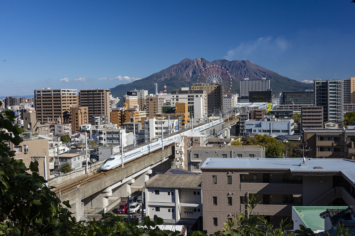 桜島と九州新幹線