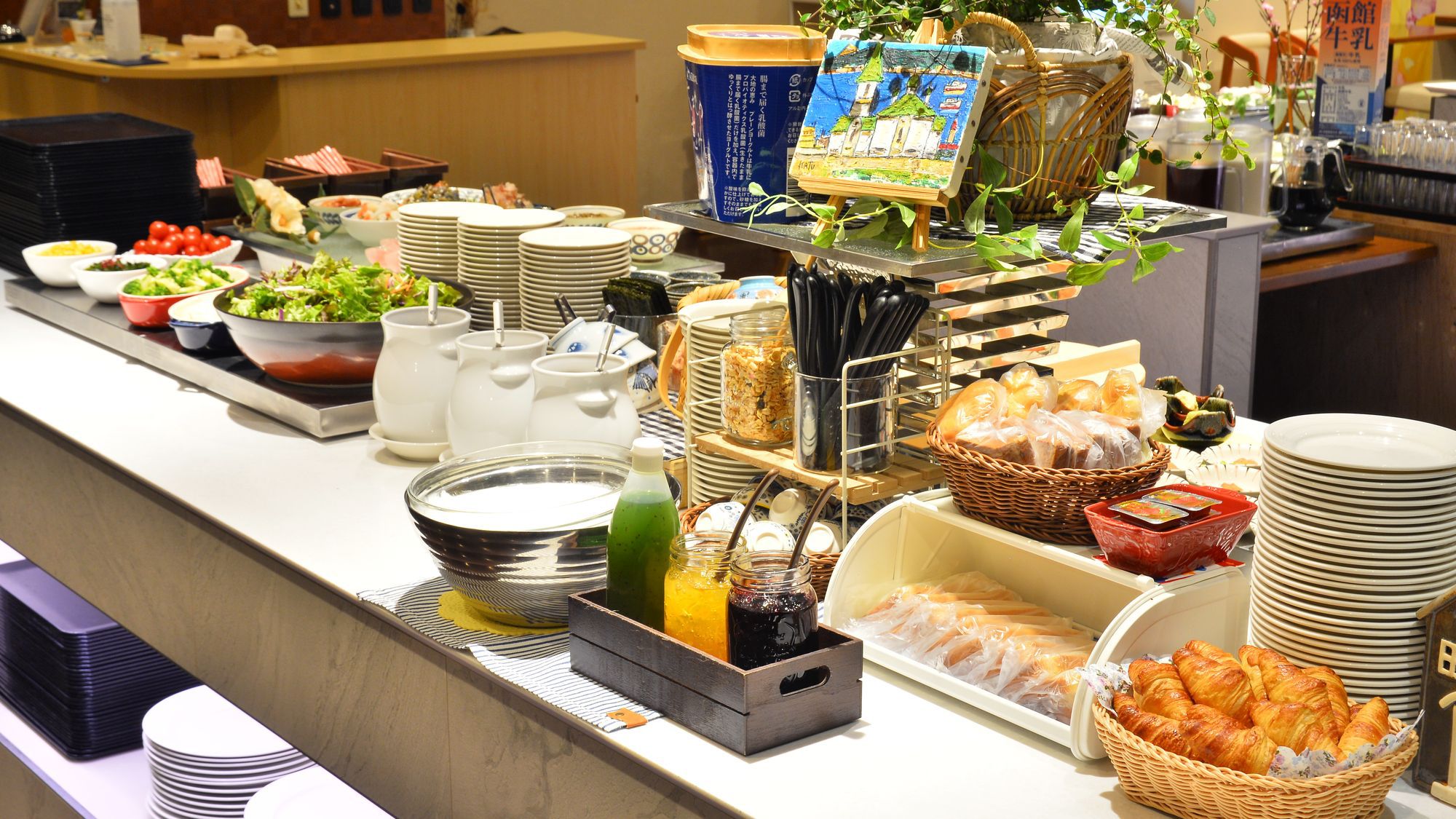 朝食ブッフェ〜パン各種〜