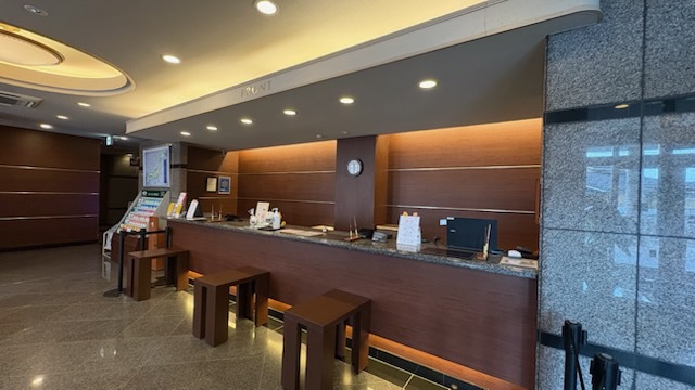 フロントカウンター