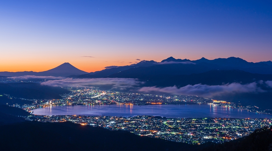 諏訪湖と富士山