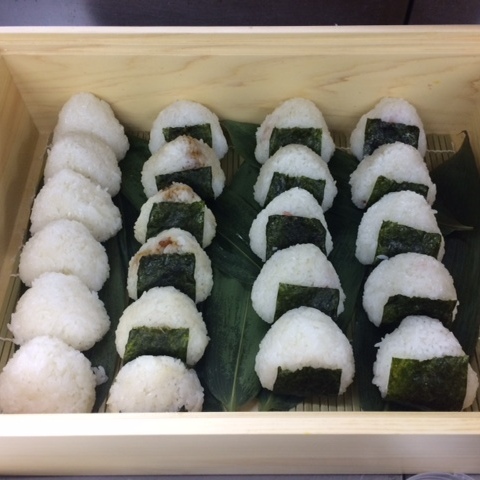 朝食