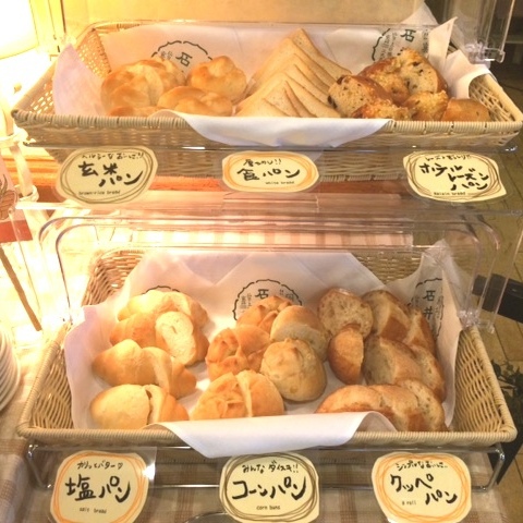 朝食