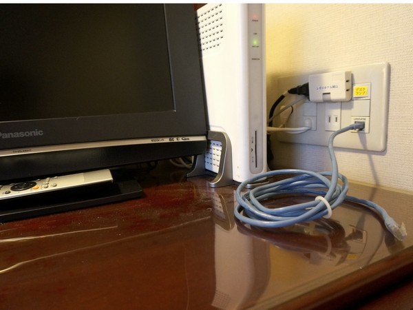 有線ＬＡＮケーブルあり