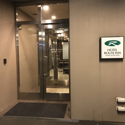 入り口（立体駐車場側）