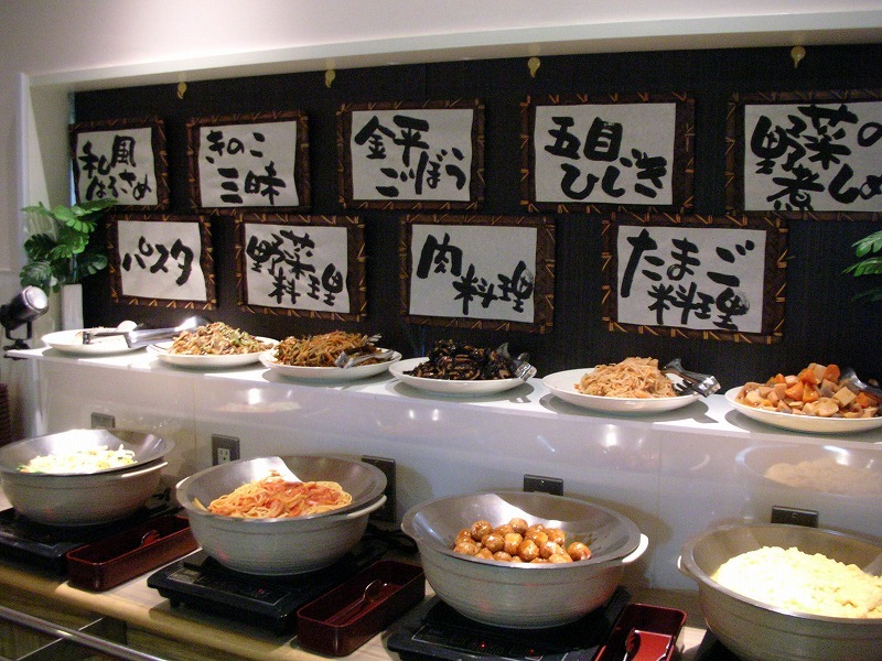 朝食バイキング風景2