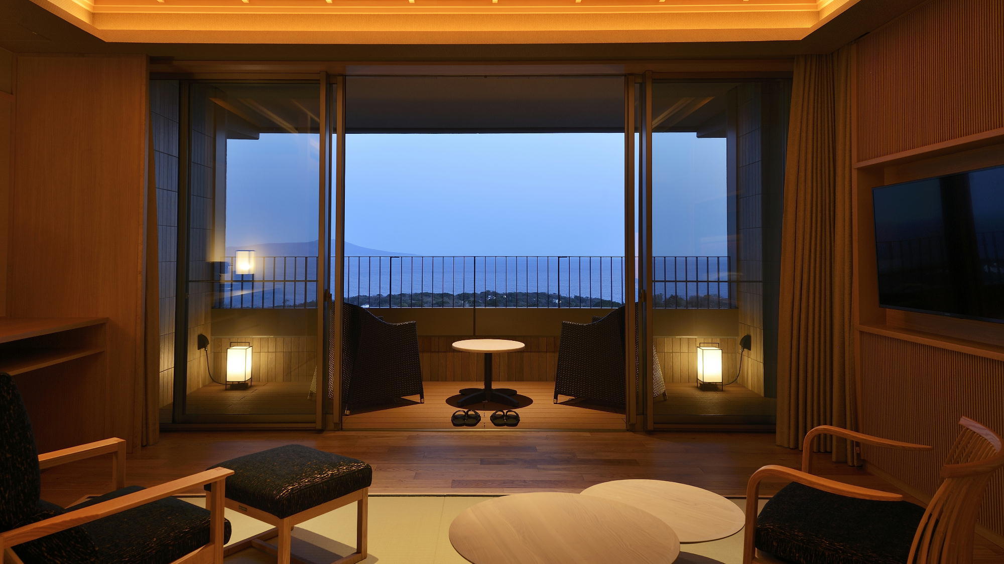 【温泉露天風呂付】ラグジュアリースイート／104平米