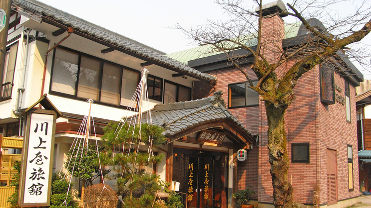 *越後村杉温泉川上屋旅館へようこそ♪ほっと心安らぐおもてなしでお迎えいたします。