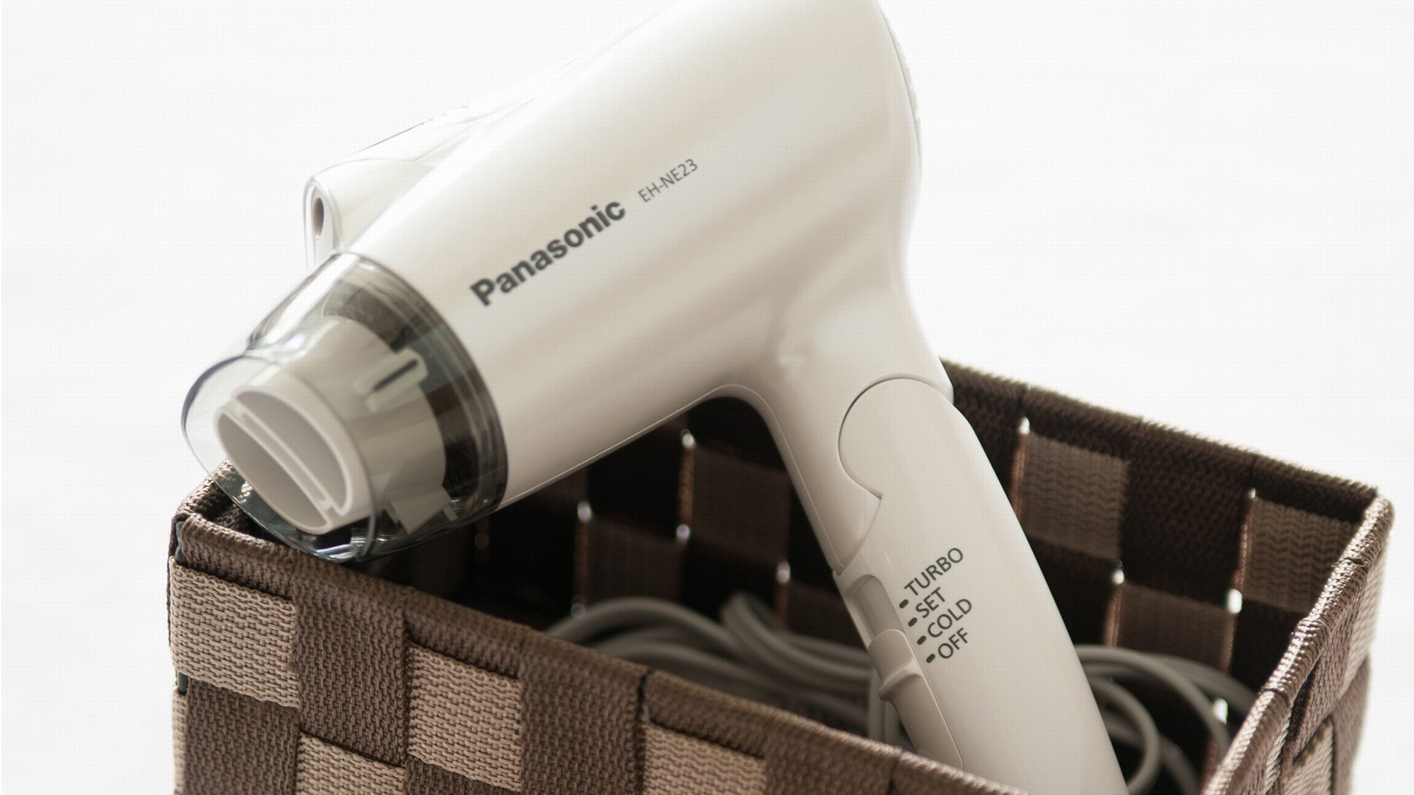 ・＜全室＞イオンドライヤーを設置しております